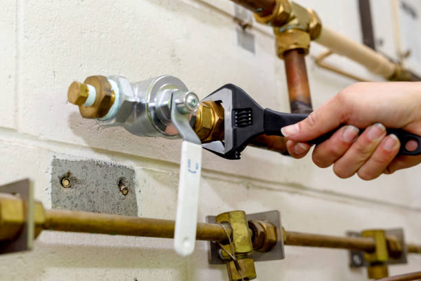 Medical gas pipework with gauges and regulators